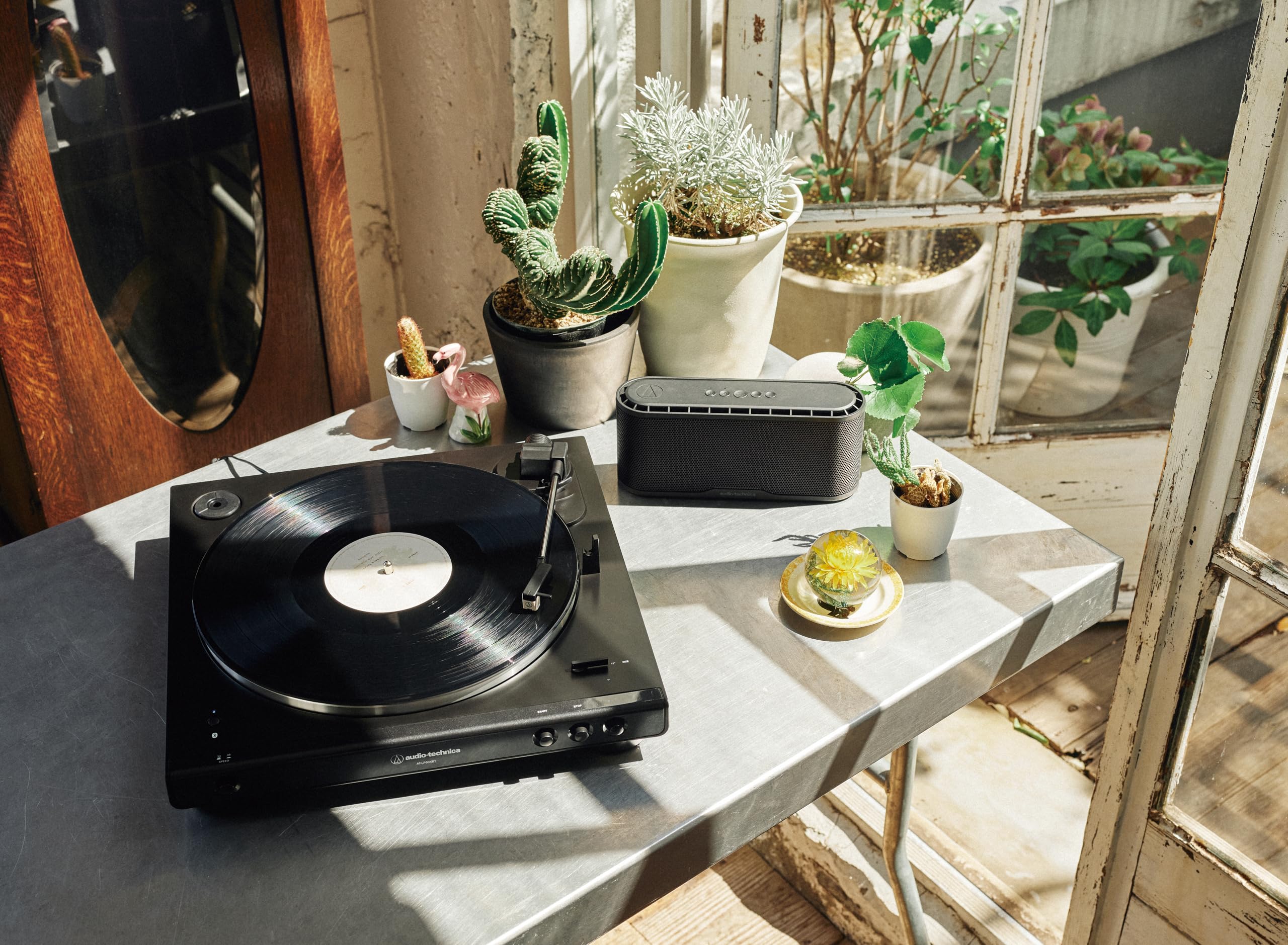 Lifestyle Image of 60XBTBK